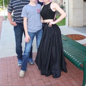 Sherri hill prom dress